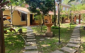 Suítes Quintal de Lázaro 3